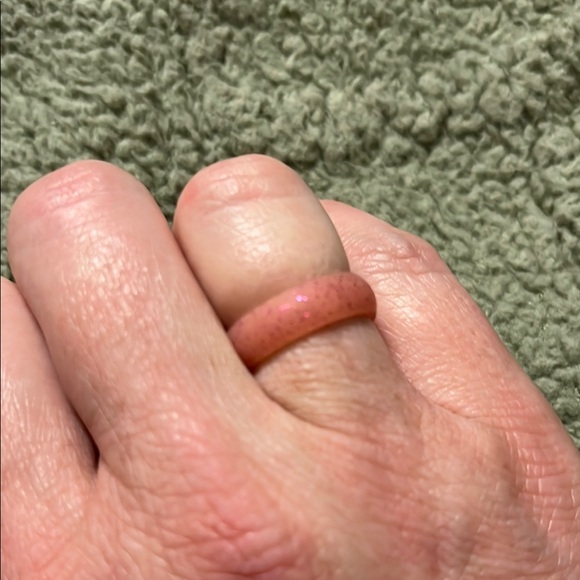 Colorful Silicone Ring Set - Picture 3 of 6